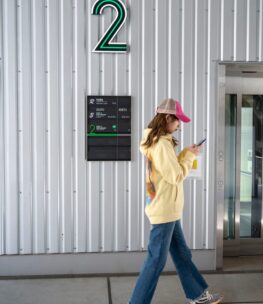 full-shot-cool-woman-walking-with-trucker-hat_23-2149412767 full-shot-cool-woman-walking-with-trucker-hat_23-2149412767